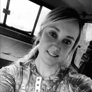 Meet your Posher, Crystal